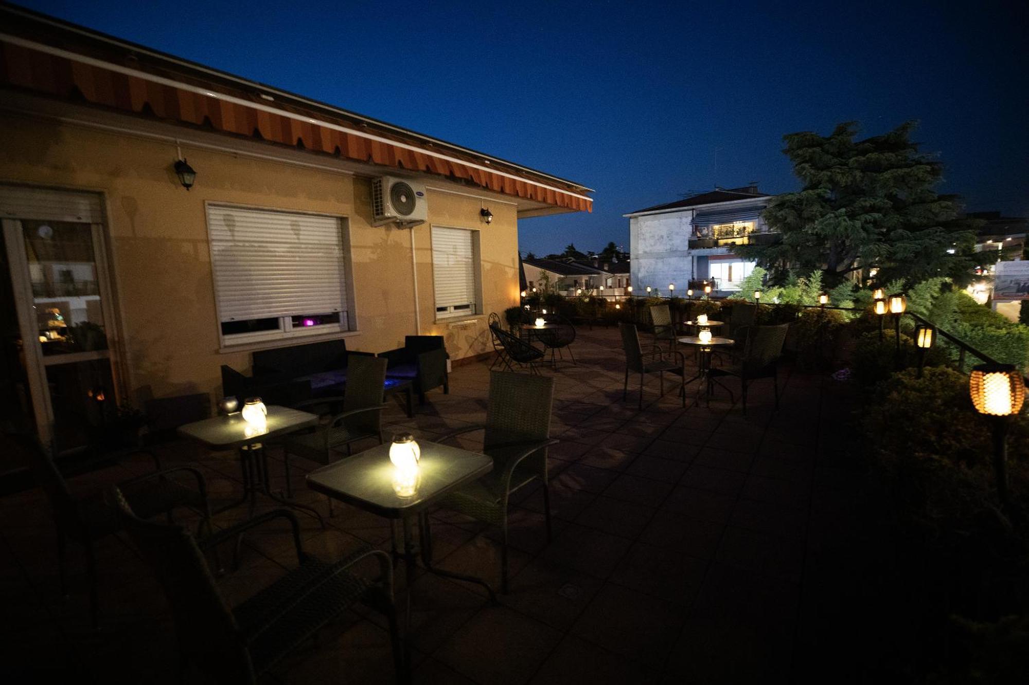 Bru Rooms Peschiera del Garda Exterior photo