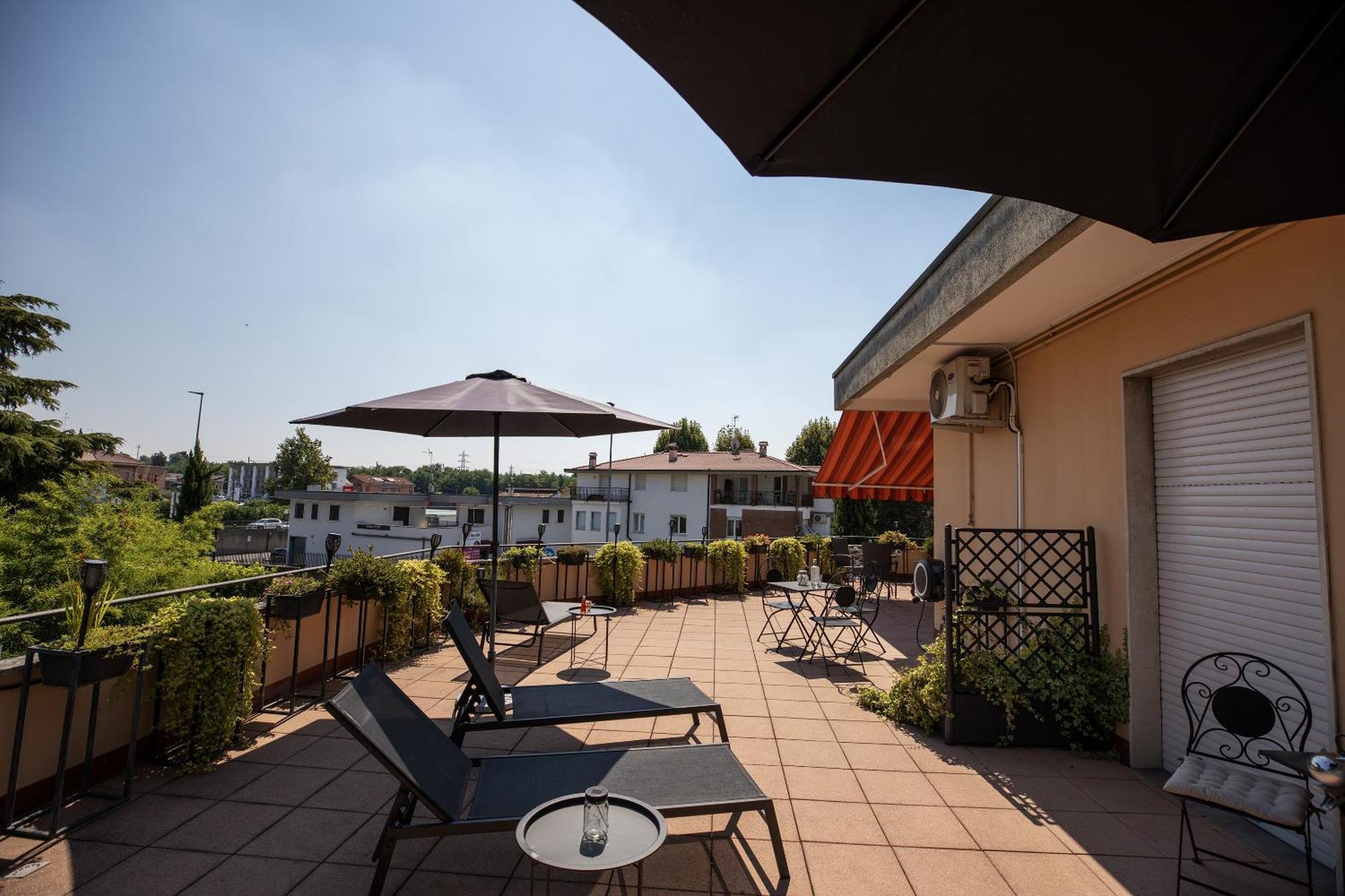 Bru Rooms Peschiera del Garda Exterior photo