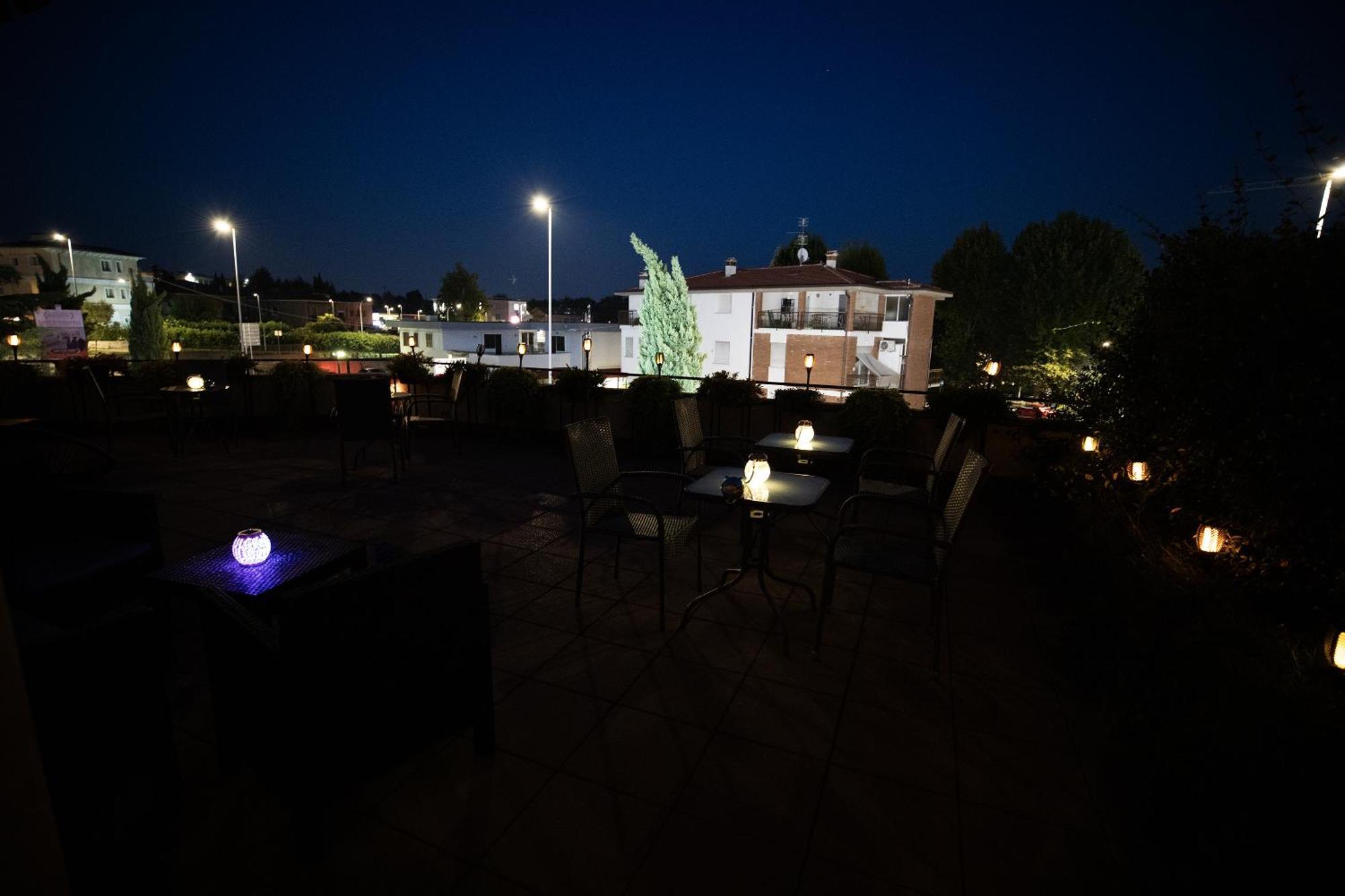 Bru Rooms Peschiera del Garda Exterior photo